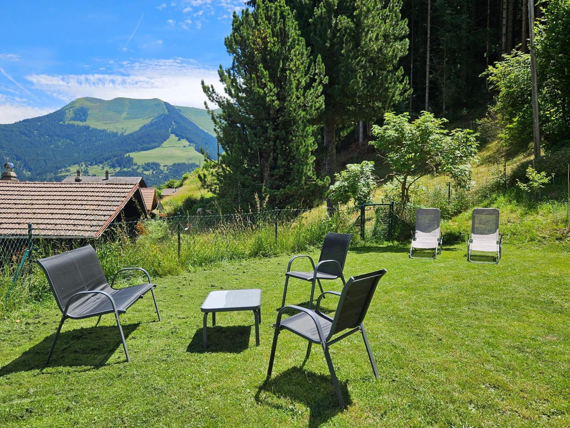 Sweet & Cosy Chalet In The Heart Of The Swiss Alps Troistorrents Экстерьер фото
